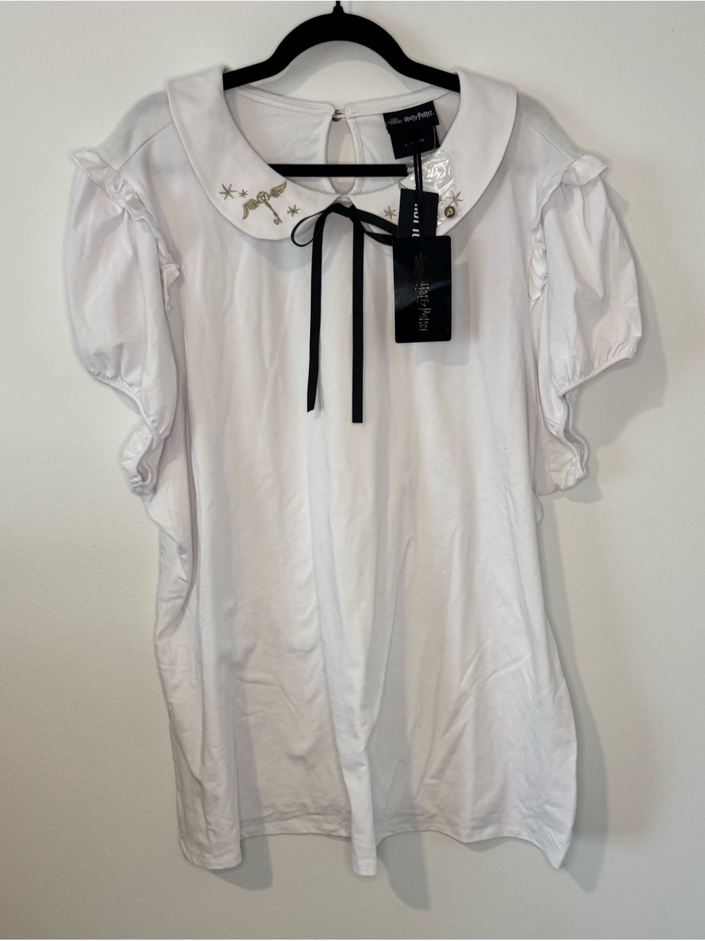 Harry Potter Peter Pan Collar Top Women’s Size 4 NWT White Embroidered Key